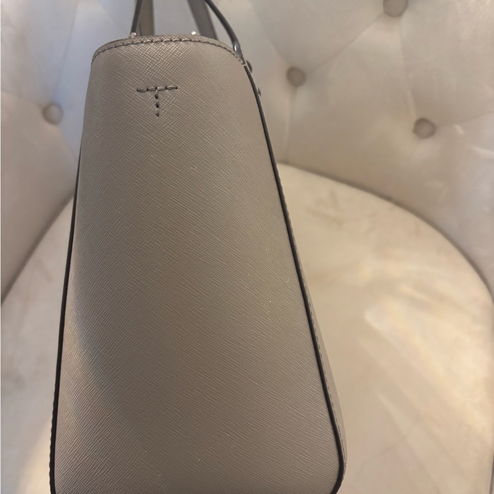 Tory Burch Gray Saffriano Leather Tote Bag - Picture 4 of 9